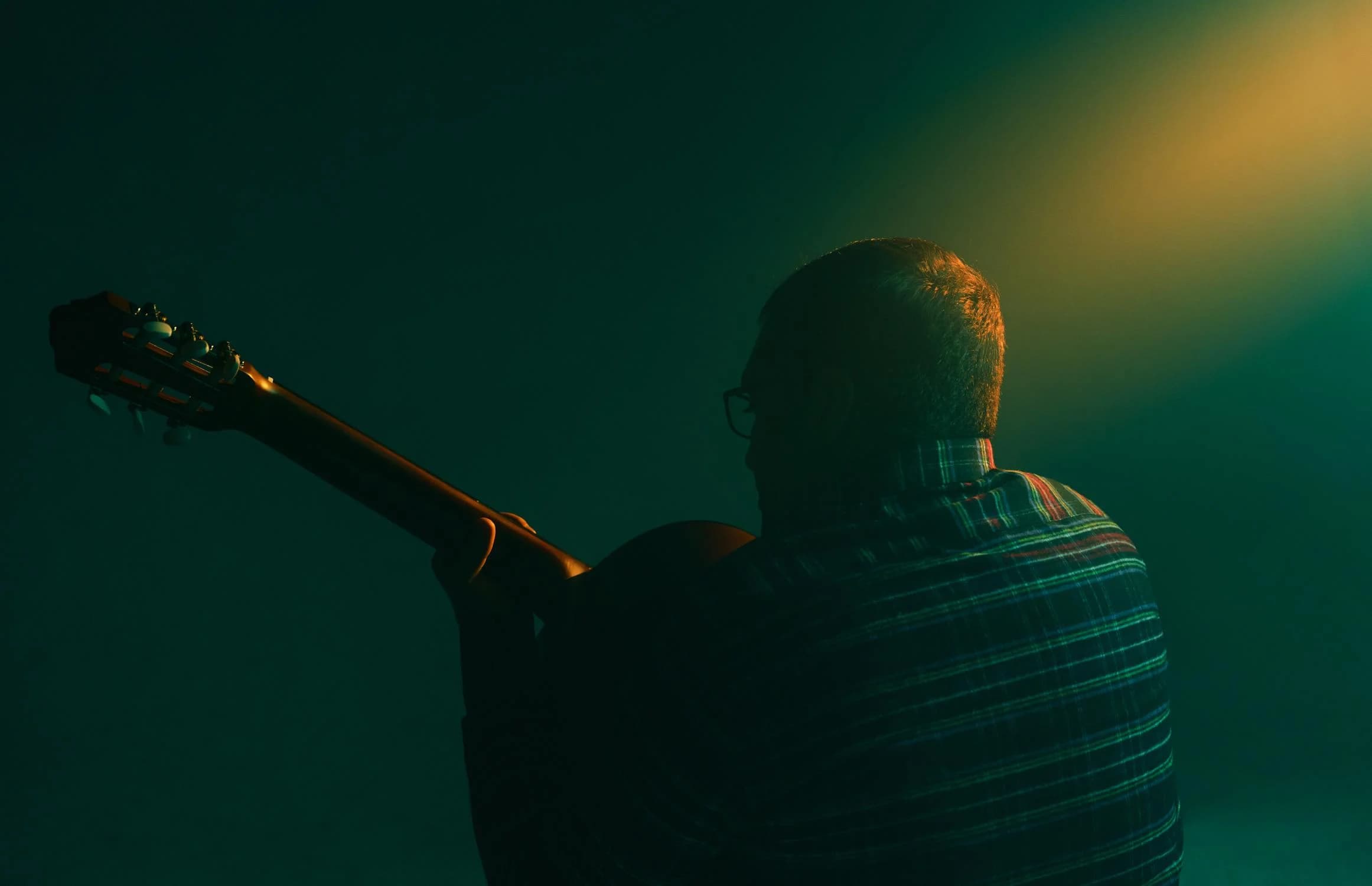 Sad Chord Progressions: Emotional Music Theory